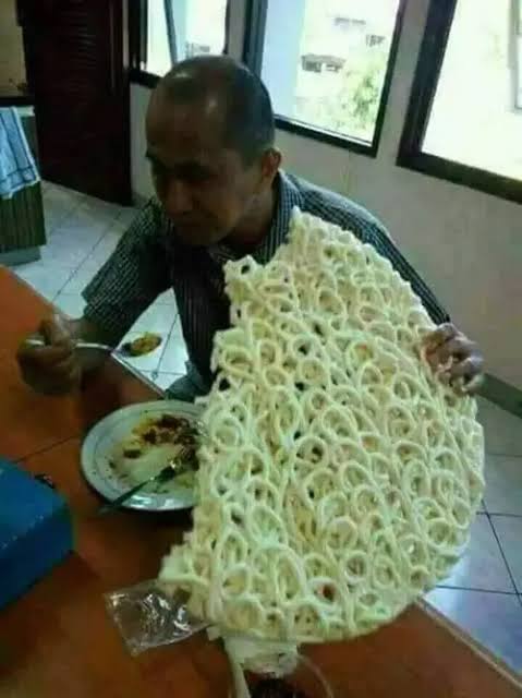 out of context warung tweet media