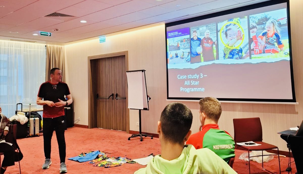 ERASMUS➕ CONFERENCE

Huge thanks to <a href="/EUErasmusPlus/">Erasmus+</a> <a href="/Leargas/">Léargas</a> for the invite to deliver at the 9th Erasmus+ Sport Conference in Warsaw, Poland

Our Director of Coaching &amp; Club Development, Ger O’Connor delivered a Case Study on our All Stars Programme 

erasmusplus.org.pl/konferencja-er…