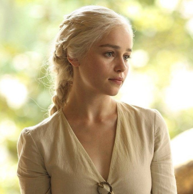 💭 (@thinkdaenerys) on Twitter photo 