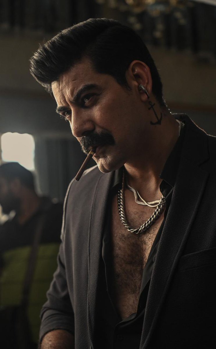 Kabirduhansingh's tweet image. Thank you for all the love ❤️ ,, Thank you for loving #Marco , thank you for loving #Cyrus 
Mad cyrus 😁

#MarcoMovie #marcodec20 #UnniMukundan #kabirduhansingh #marcointheatres