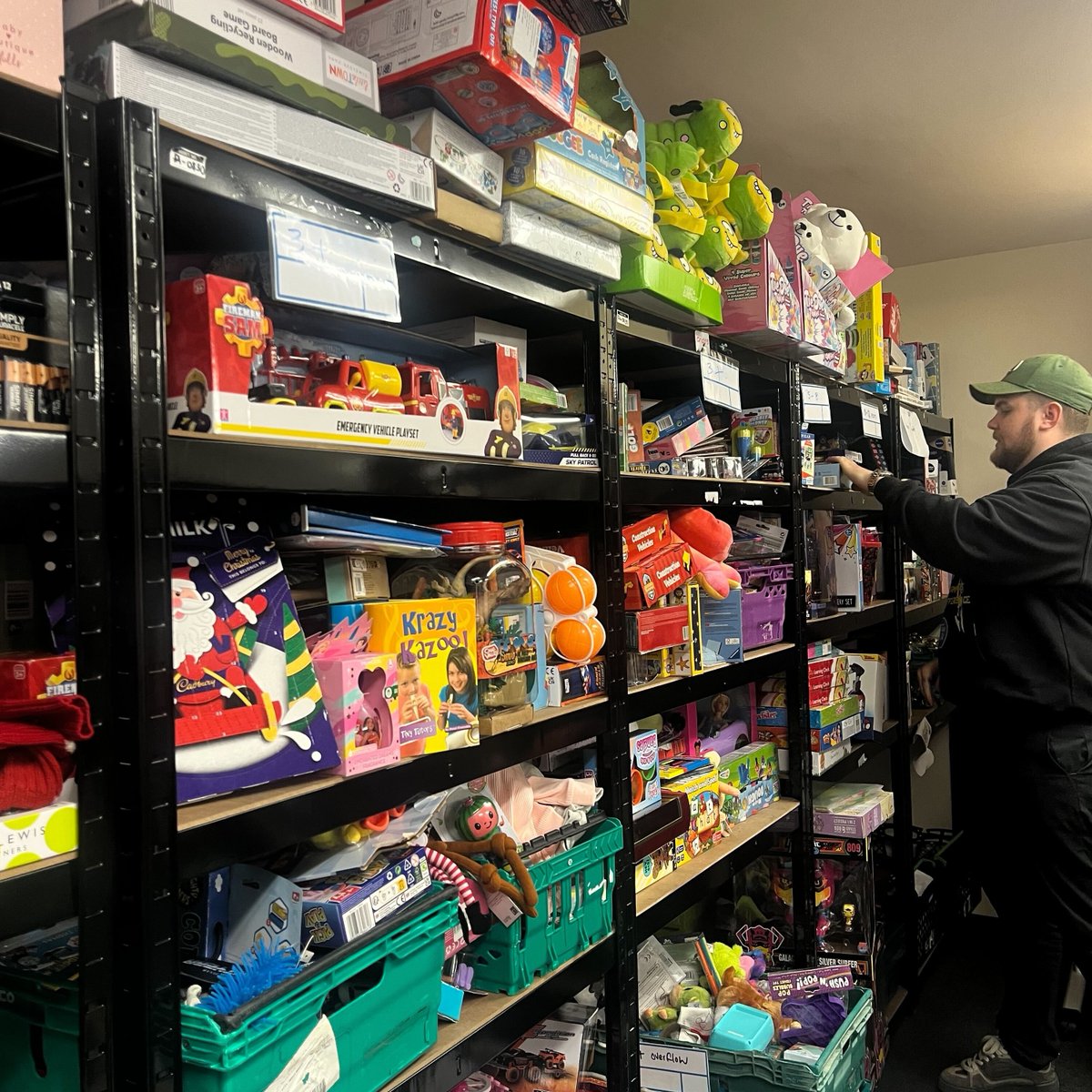 silverbean's tweet image. A cause close to our hearts! 💜

This month, our team dedicated their time to support Building Futures East and the amazing work they do. We’ve been busy packing food hampers and gifts, and delivering them to those in need.

Find our how you can help here: buildingfutureseast.org