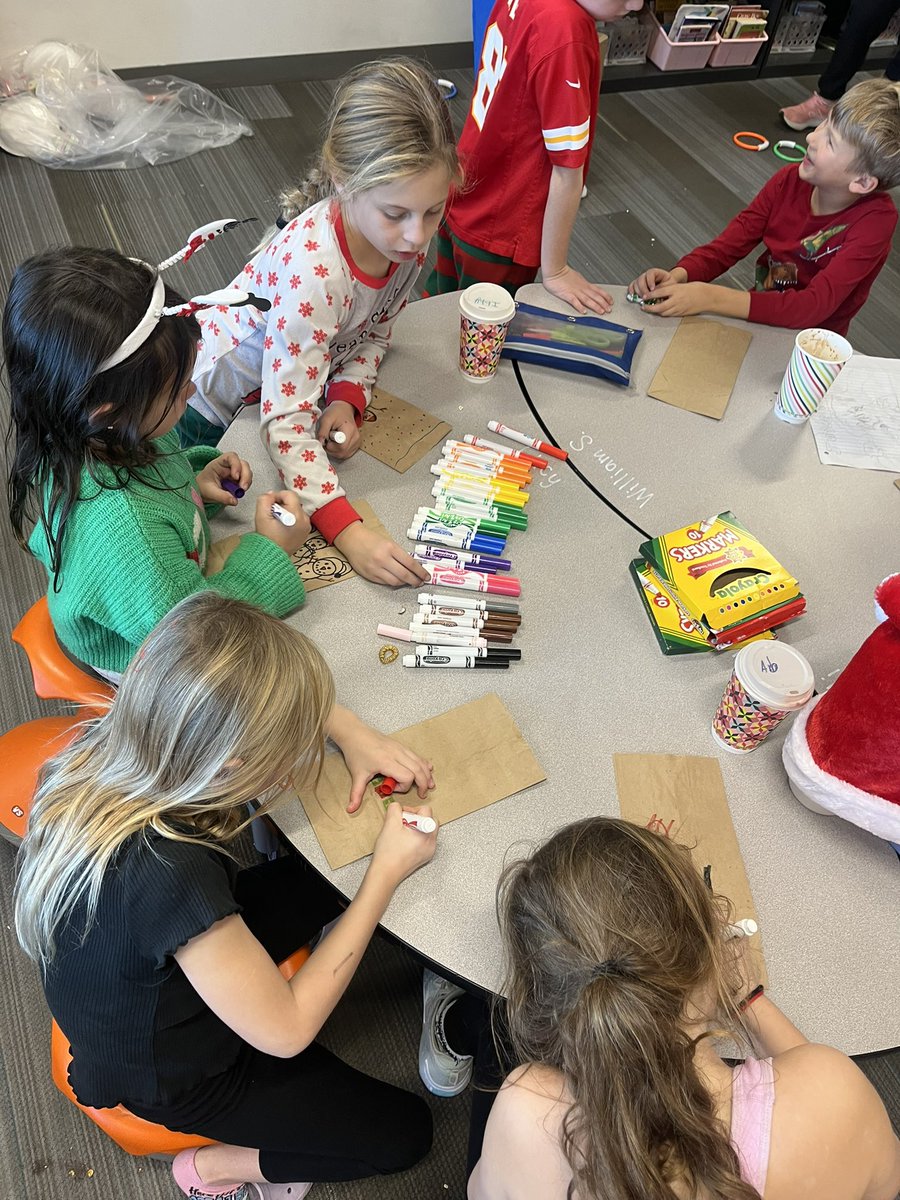 Sarah Hartmann tweet media