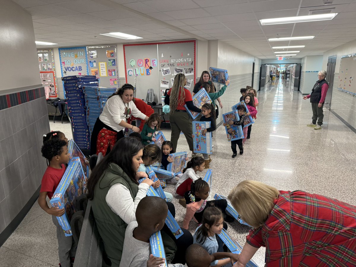 🎄📚 Books Before Break is back! This Christmas, we’re spreading holiday cheer and a love for reading by gifting students the magic of books. ✨ Thanks to our supporters for inspiring young minds! ❤️ 

#BooksBeforeBreak #KGSKids #HolidayReading