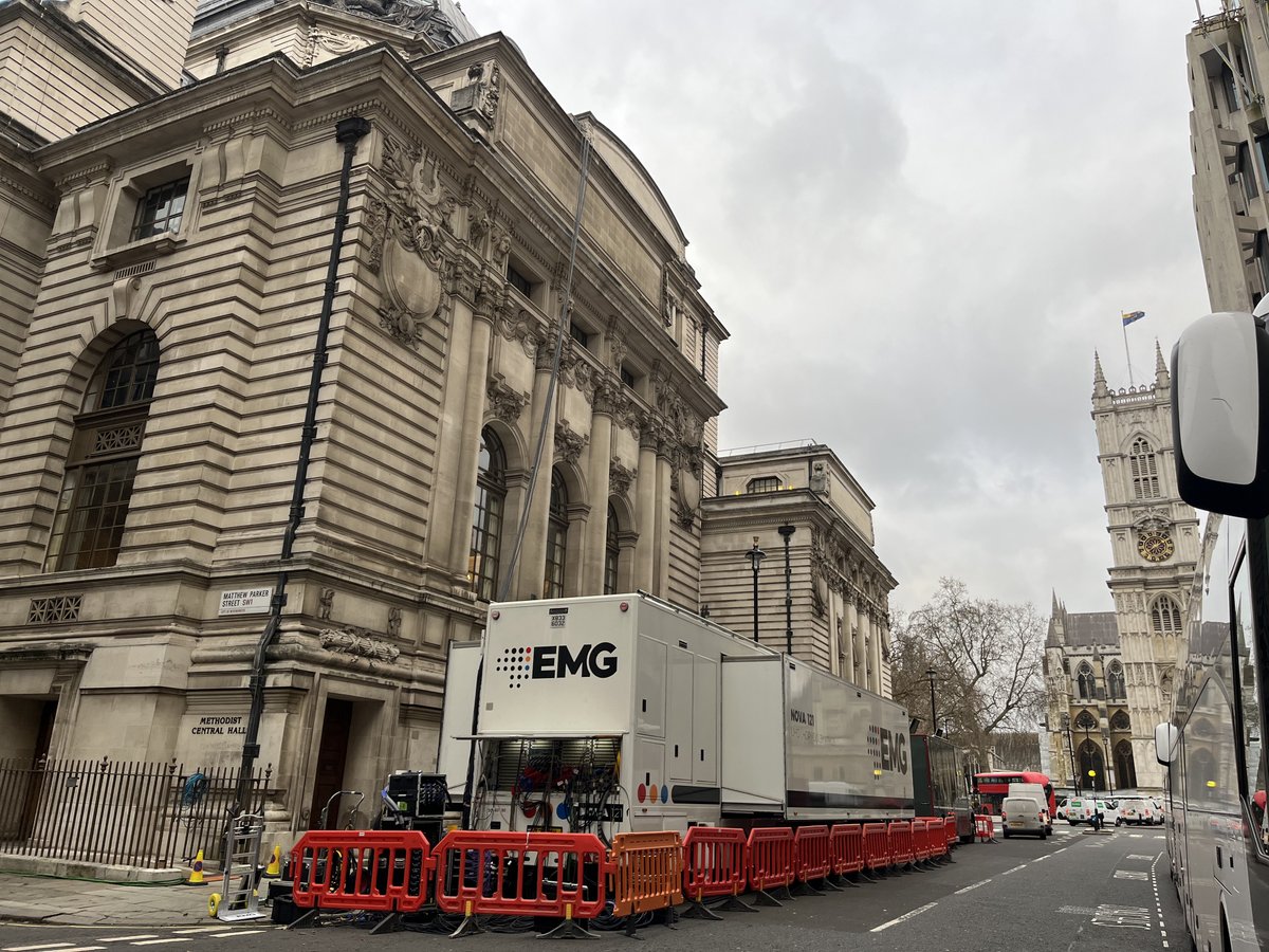 EMGLiveUK's tweet photo. #KatyPerry was in town!
Last week we had the pleasure of heading to Westminster Hall to provide facilities for Katy Perry: Night of a Lifetime.  The unforgettable evening featured her biggest hits and fantastic performances from her latest album, 143. #EMGxGM #OBFacilities https://t.co/7EI3ulLhjX