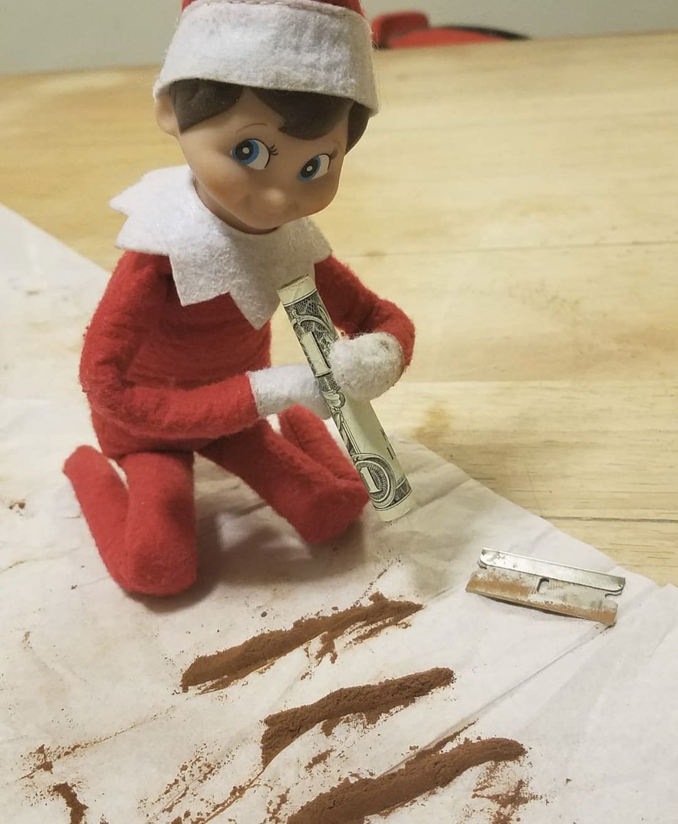 Olcracker's tweet photo. Mornin
#elfontheshelf #badelf #badelfontheshelf https://t.co/EgTVKGV3Ls