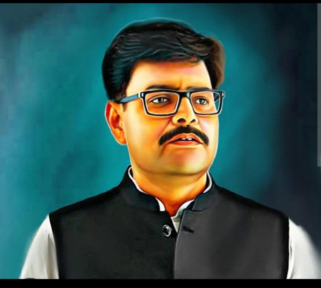 ये अयोध्या की गोसाईगंज विधानसभा सीट से विधायक अभय सिंह हैं,
बाहुबली माने जाते हैं,
हत्या के प्रयास के मामले में 2010 में आरोपी थे,
आज लखनऊ हाईकोर्ट से उस मामले पर फैसला आया  है,
जो कि बड़ा अनोखा है,
दो जजों की बेंच ने अलग अलग फैसला सुनाया है,

जस्टिस अभय श्रीवास्तव ने अभय सिंह को