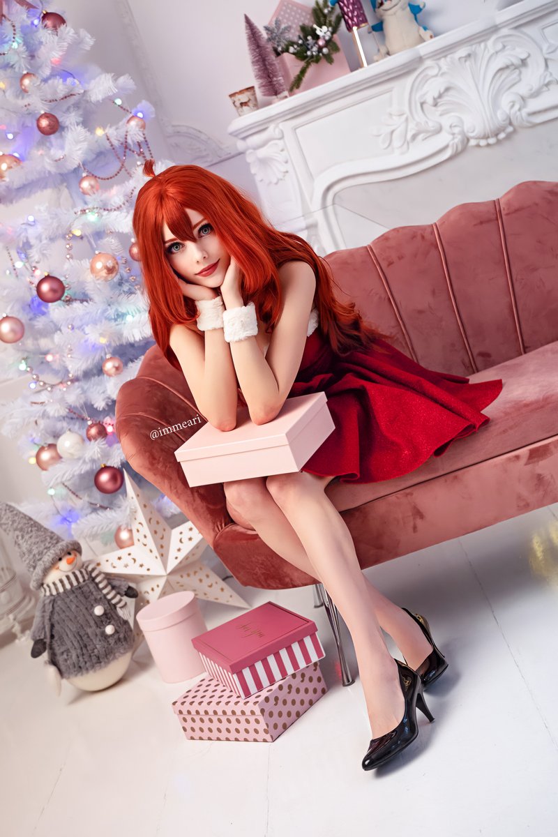 What are your Christmas gift dreams?🎁🎄

#Winx #Winxcosplay #Bloom #christmascosplay #Bloomcosplay #highheel #cosplaygirl
