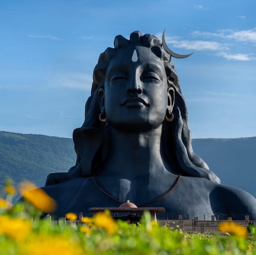 Stillchemy's tweet photo. Shiva is not just an idea; he is a powerful presence and a guiding force in my life after #InnerEngineering. This Mahashivaratri, let’s celebrate his boundless energy and divine grace. #MePostIE #Mahashivaratri https://t.co/kaQhEQqIr4