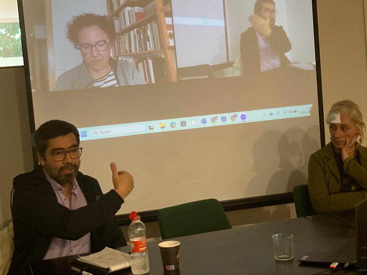📢 Carlos Alberto Ruíz Socha, doctor en Derecho y patrón de Mundubat, habla sobre su labor como asesor de los últimos procesos de paz en Colombia, la violencia política y el derecho a la rebelión y resistencia de los pueblos.