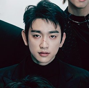 tulipages's tweet photo. ㅤEstrellas de cartón —  jingyeom | fanfic

En una escuela de élite, Jinyoung lo tiene todo: prestigio, poder y posición. Pero Yugyeom, un becado brillante, está decidido a destronarlo, desatando una rivalidad que revelará hasta dónde están dispuestos a llegar. https://t.co/rNNPqO7XTu