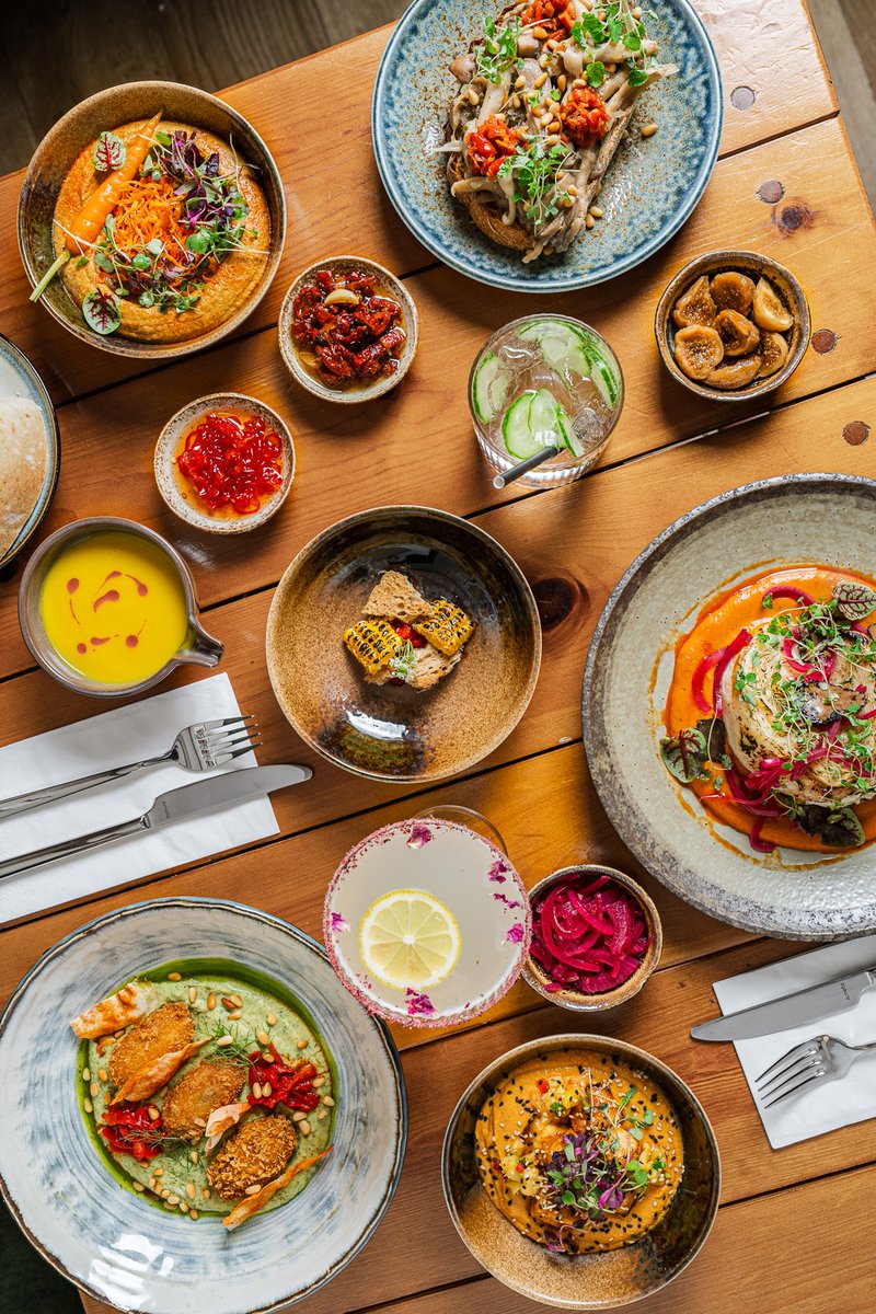 A Dash & A Splash tweet media