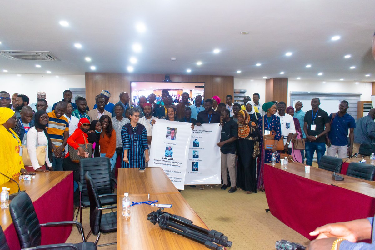 𝐑𝐞𝐭𝐨𝐮𝐫 𝐞𝐧 𝐢𝐦𝐚𝐠𝐞𝐬 𝐬𝐮𝐫 𝐥𝐞𝐬 𝐝𝐨𝐜𝐭𝐨𝐫𝐢𝐚𝐥𝐞𝐬 𝐝𝐞 𝐥'𝐄𝐃𝐌𝐈

#ucad #doctoriales #edmi