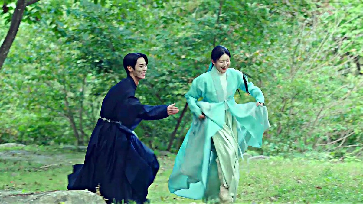 VoiceOfChahat's tweet image. #AlchemyOfSoulsLightAndShadow 
#LeeJaeWook #GoYounJung 

First part was better then this one and I said what I said 😌