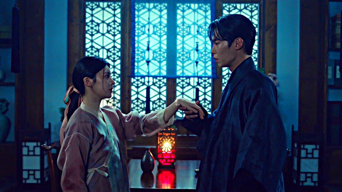 VoiceOfChahat's tweet image. #AlchemyOfSoulsLightAndShadow 
#LeeJaeWook #GoYounJung 

First part was better then this one and I said what I said 😌