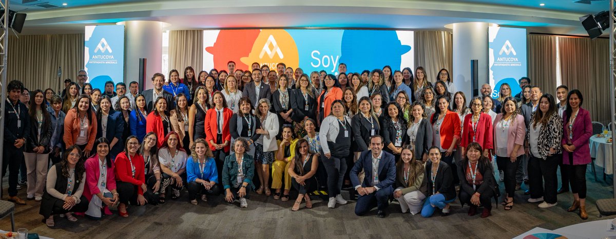 Más de 70 trabajadoras, supervisoras y ejecutivas participaron en el Primer Encuentro de Mujeres de Empresas Colaboradoras de Minera Antucoya, una iniciativa para conectar a las asistentes como embajadoras de los esfuerzos por fortalecer la inclusión amsa.cl/52wfwz