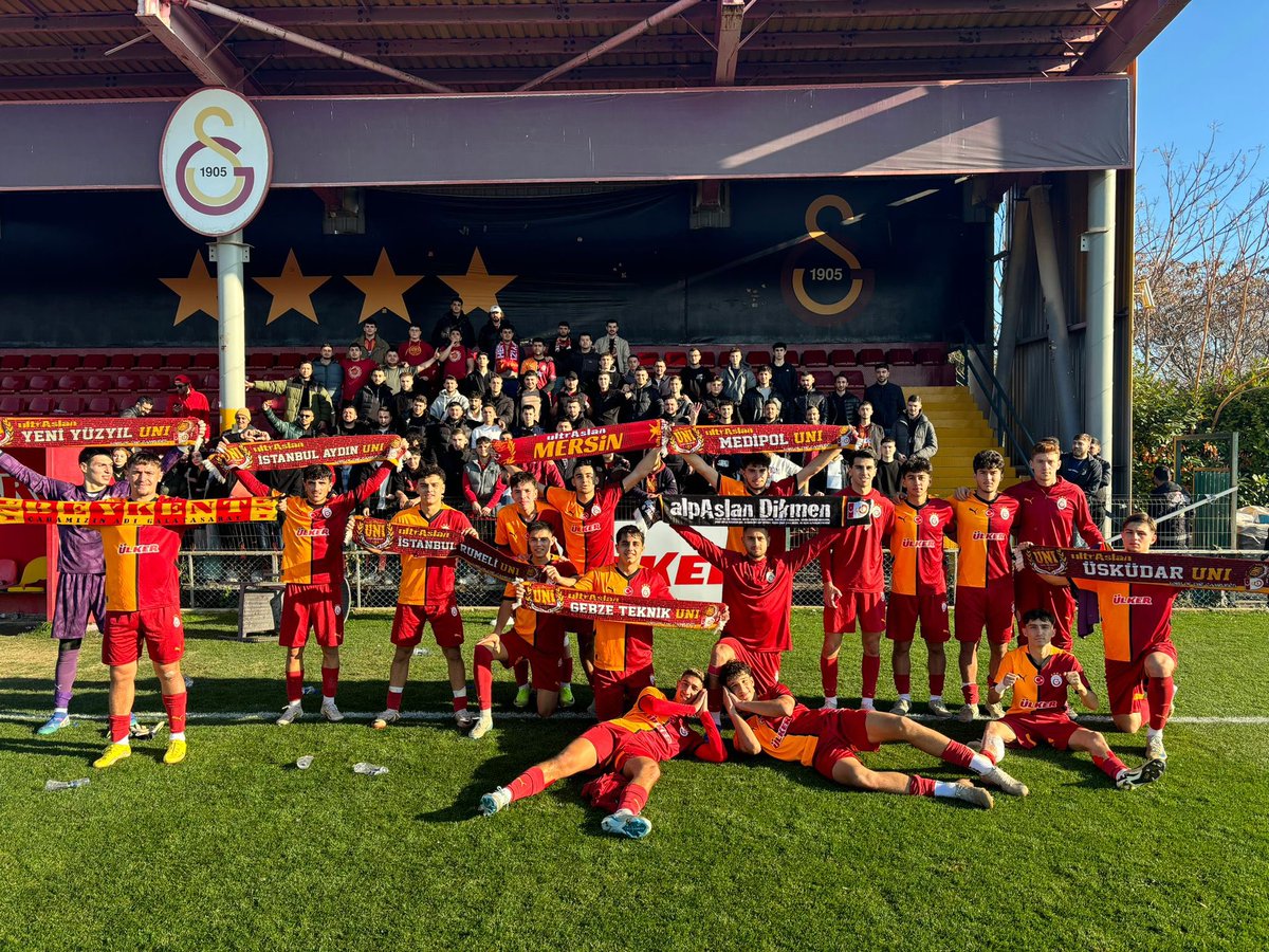 ultrAslanUNI's tweet photo. Altyapıdan A takıma, şampiyonluk yakışır sana! 📍Florya #ultrAslanUNI https://t.co/yNZts2aolX