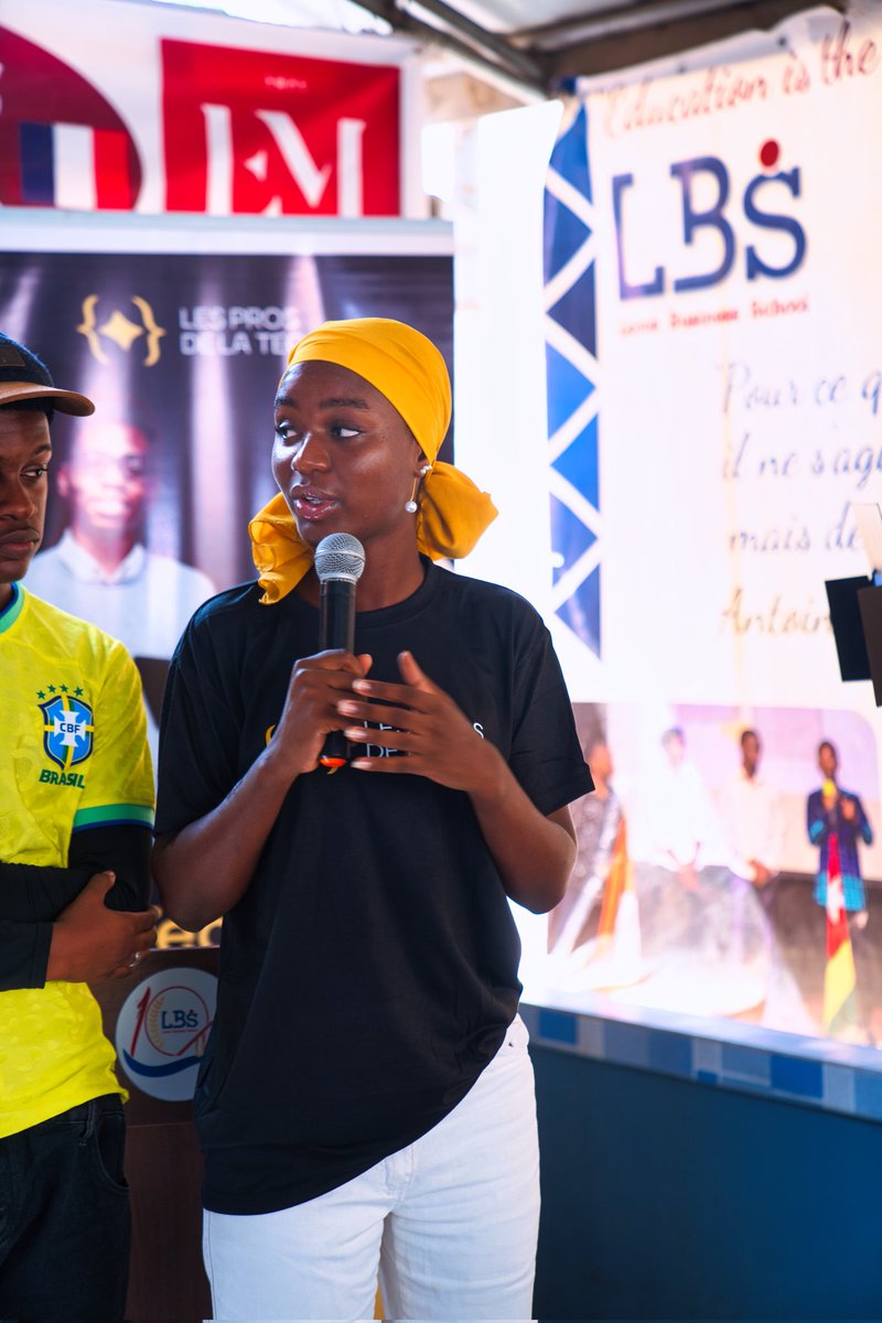 mirstel3's tweet photo. La gestion de projet et les meilleures pratiques pour optimiser sa présence sur LinkedIn étaient au cœur des thématiques abordées lors du #TechMeet organisé par @Les Pros de la Tech le 14 décembre dernier à Lomé Business School.

#GestionDeProjet #Networking #LesProsDeLaTech https://t.co/odapGMUu6A