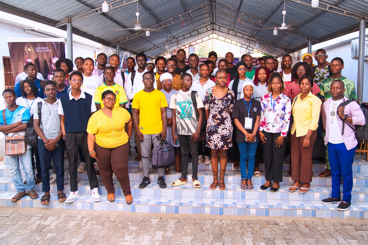 mirstel3's tweet photo. La gestion de projet et les meilleures pratiques pour optimiser sa présence sur LinkedIn étaient au cœur des thématiques abordées lors du #TechMeet organisé par @Les Pros de la Tech le 14 décembre dernier à Lomé Business School.

#GestionDeProjet #Networking #LesProsDeLaTech https://t.co/odapGMUu6A