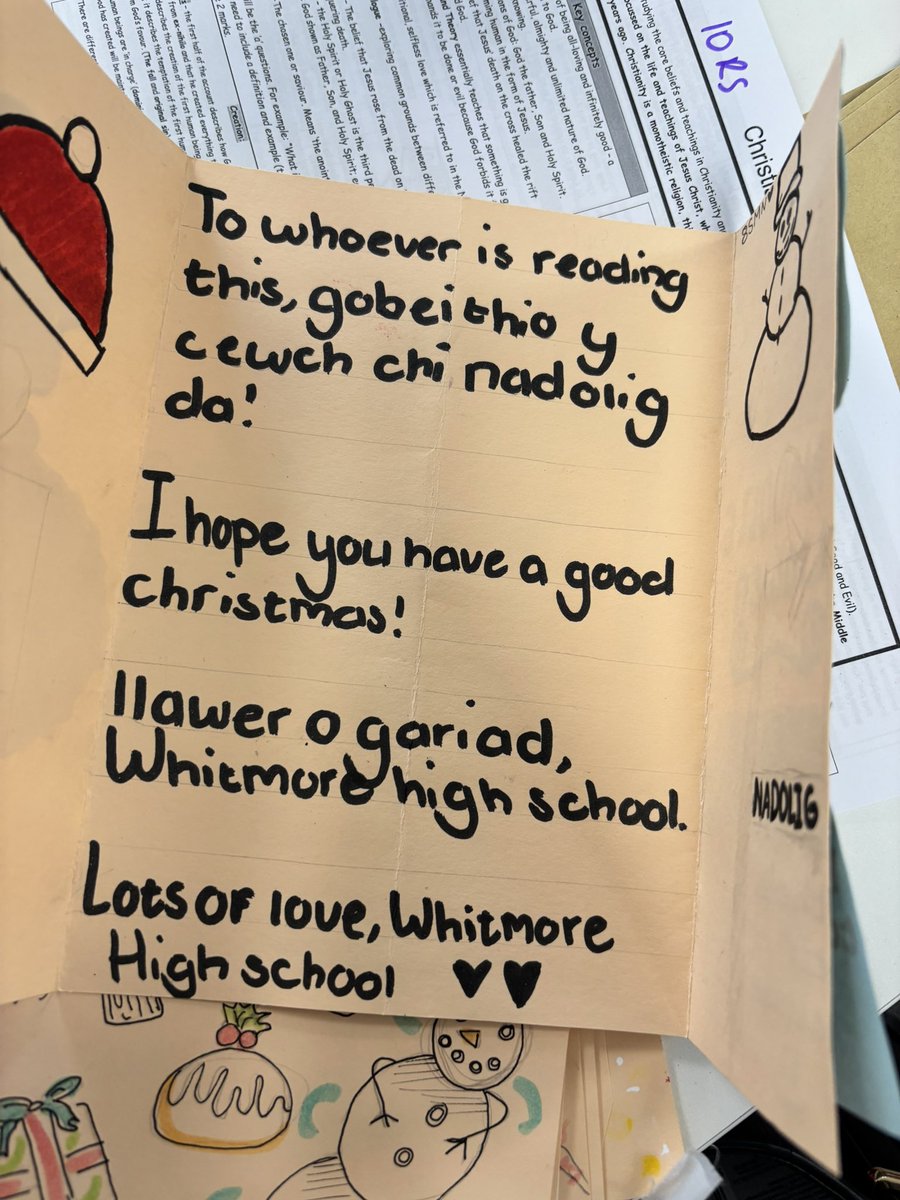 Cymraeg@Whitmore (@cymraegwhs) on Twitter photo 🏴Trip Criw Cymraeg i gartref Bellavista i rhoi allan y cardiau Nadolig gan blwyddyn 7 ac 8. Mor falch ohonyn nhw ❤️
🇬🇧Criw Cymraeg (and Daisy) trip to Bellavista nursing home for them to give out the Christmas cards from year 7 and 8. We are so proud of them all❤️<a href="/WhitmoreHigh/">Whitmore High School</a> 🏴Trip Criw Cymraeg i gartref Bellavista i rhoi allan y cardiau Nadolig gan blwyddyn 7 ac 8. Mor falch ohonyn nhw ❤️
🇬🇧Criw Cymraeg (and Daisy) trip to Bellavista nursing home for them to give out the Christmas cards from year 7 and 8. We are so proud of them all❤️<a href="/WhitmoreHigh/">Whitmore High School</a>