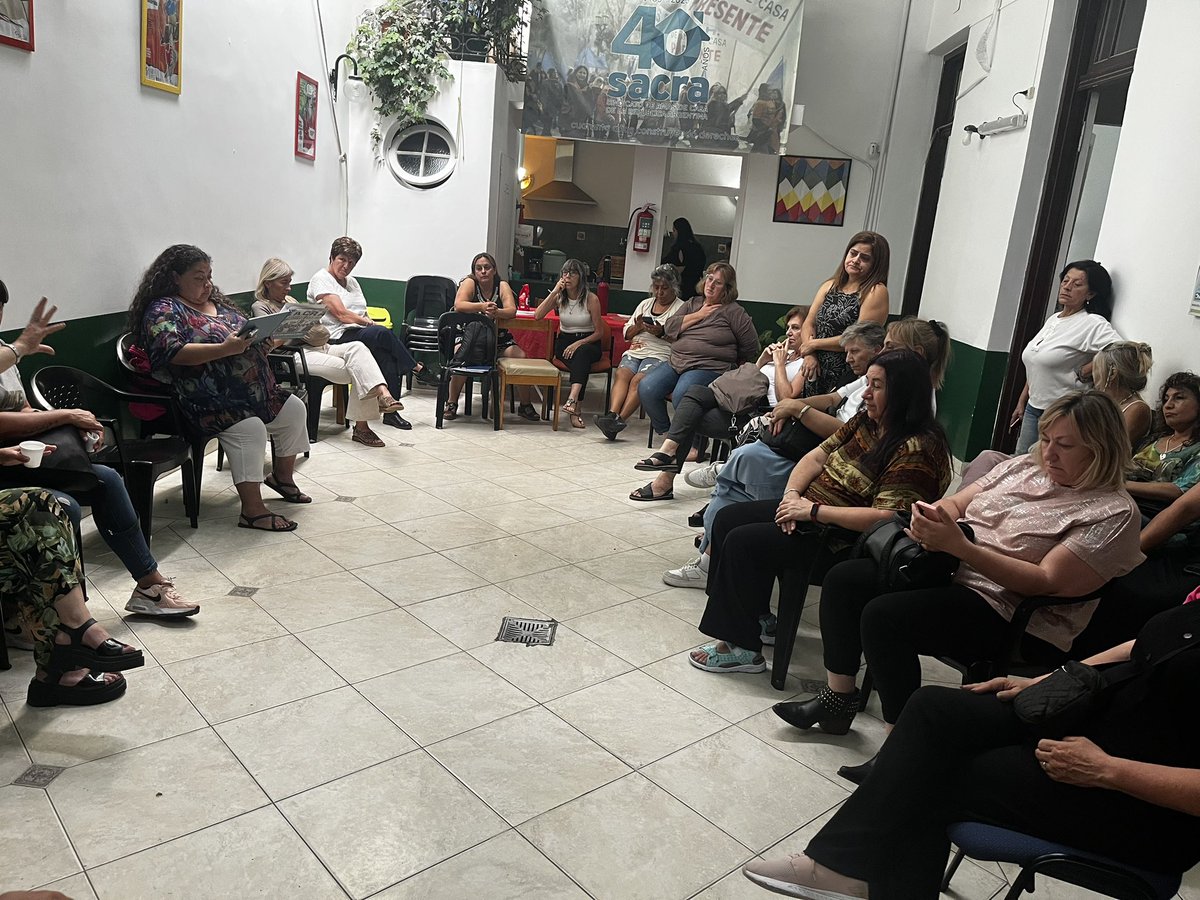 pimpicolombo's tweet photo. Gracias Carlita por compartir. Estuvimos en @SacraAm1 con la @relacahupan para generar acciones que hagan efectivas las formulaciones de la ley del parto humanizado. https://t.co/KDmnJAYG7J