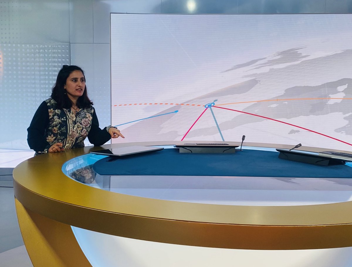 JamaimaAfridi's tweet photo. Had the opportunity to explore the DW office in Berlin. Thanks to Eva for giving me the tour. It was fascinating to get a sneak peek into the daily operations of a leading international news outlet.

PS: I still stand by what I said, I’m someone who belongs in the field;) https://t.co/0wBrhiqjKF