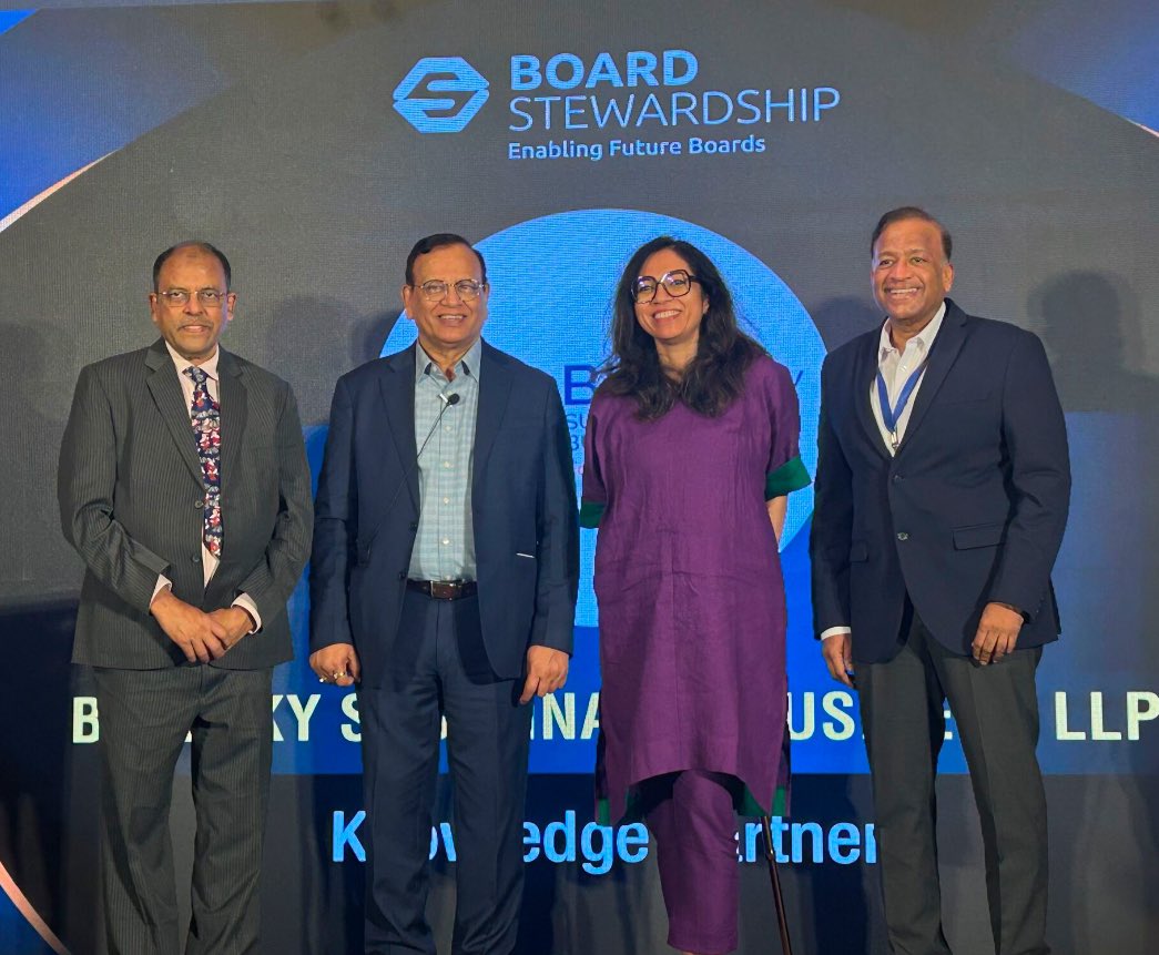 Lloyd Mathias tweet media