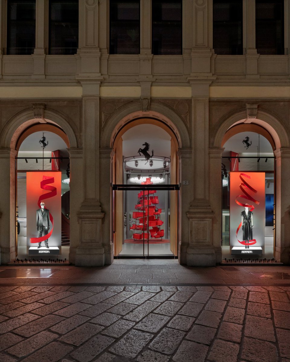 ferraristore's tweet photo. Wrap it in Red.
The Ferrari Boutique in Milan sets the scene for a season of iconic elegance.
#Ferrari #FerrariStyle #WrapItInRed #FerrariStyleHolidays https://t.co/hYABcmJQYW