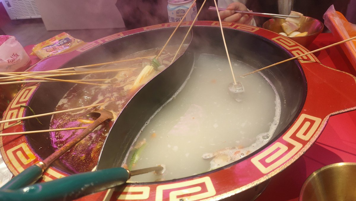 悲劇的一天，車被拖了....
這一餐真貴