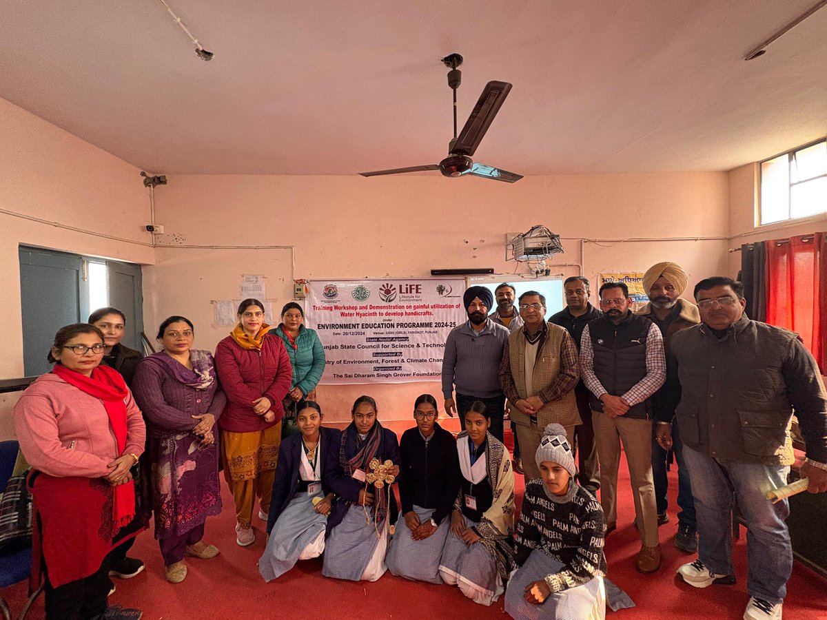 SDSG Foundation (@sdsgfoundation) on Twitter photo <a href="/sdsgfoundation/">SDSG Foundation</a> conducted #HandsOnWorkshop for #ECO Club Incharges & #Students onGainful Utilization of #WaterHyacinth at GSSS,Faridkot Under #EEP 24-25 on 20/12/24 #ChooseLiFE #ProPlanetPeople #MissionLiFE <a href="/moefcc/">MoEF&CC</a> <a href="/PSCST_GoP/">Punjab State Council for Science and Technology</a> <a href="/PbGovtIndia/">Government of Punjab</a> <a href="/PritpalPSCST/">Pritpal Singh</a> <a href="/KSBathPSCST/">KSBathPSCST</a> <a href="/susangeorgek/">Susan George K</a> <a href="/sdsgfoundation/">SDSG Foundation</a> conducted #HandsOnWorkshop for #ECO Club Incharges & #Students onGainful Utilization of #WaterHyacinth at GSSS,Faridkot Under #EEP 24-25 on 20/12/24 #ChooseLiFE #ProPlanetPeople #MissionLiFE <a href="/moefcc/">MoEF&CC</a> <a href="/PSCST_GoP/">Punjab State Council for Science and Technology</a> <a href="/PbGovtIndia/">Government of Punjab</a> <a href="/PritpalPSCST/">Pritpal Singh</a> <a href="/KSBathPSCST/">KSBathPSCST</a> <a href="/susangeorgek/">Susan George K</a>
