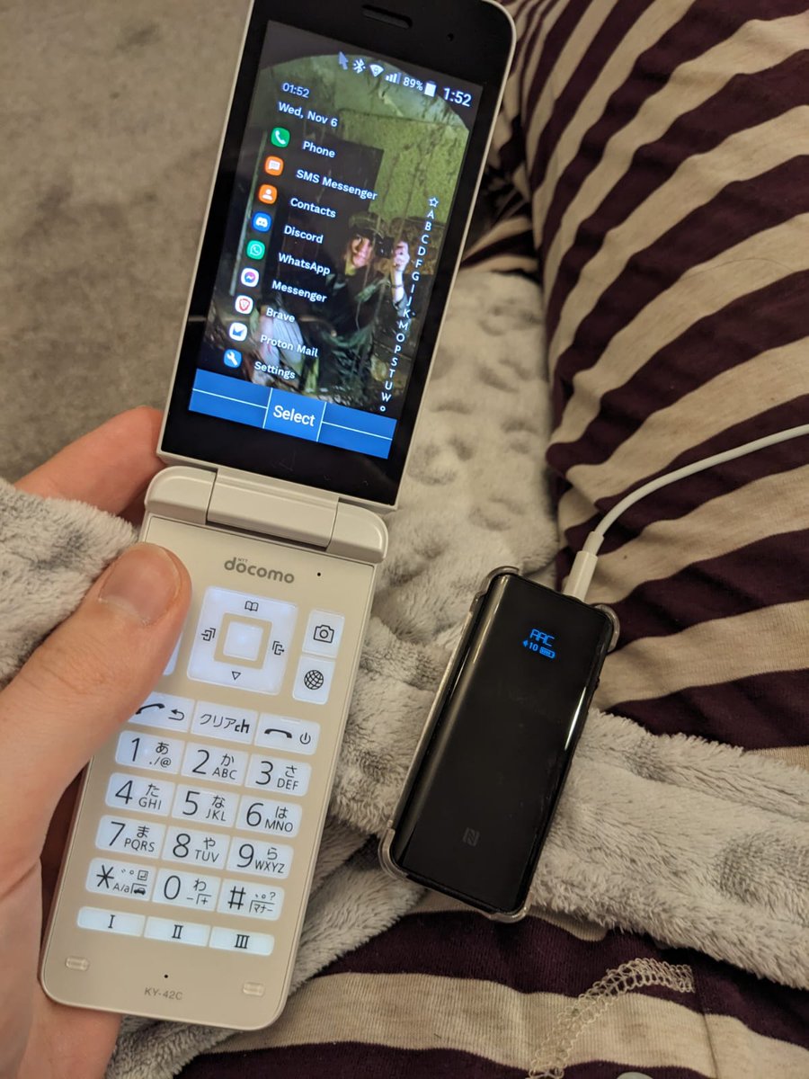 oh yeah while im here - i use this now.
ive become fairly offline since i got over my social media and phone addictions. gonna make a vid about it some point soon