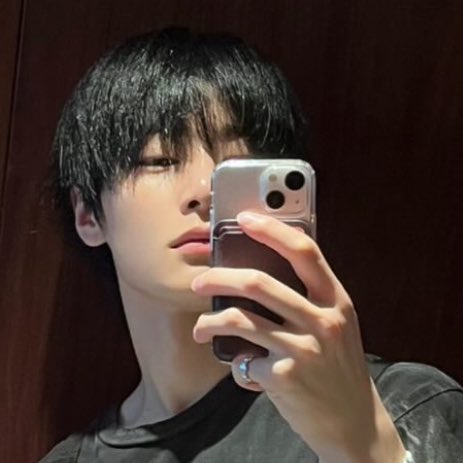 今日1日でこれ。
昼まではみんなでもちもち〜あぎぱん🥹💕
してたのにそっからの裏切り半端なくて死亡