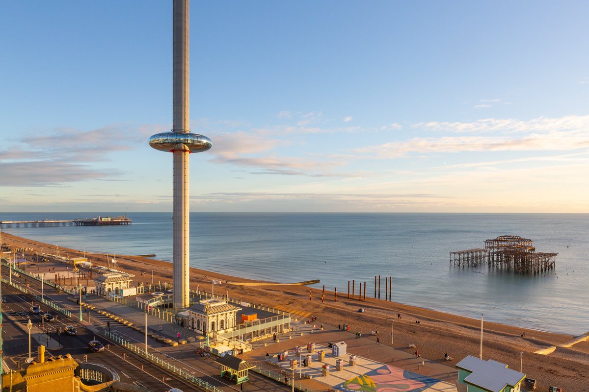 #Brighton i360 closes with immediate effect as administrators are called in. After failed attempts to secure a buyer, the iconic seafront attraction has come to a halt.

Read More on Sussex.News ➡️
bit.ly/4gFlgpm