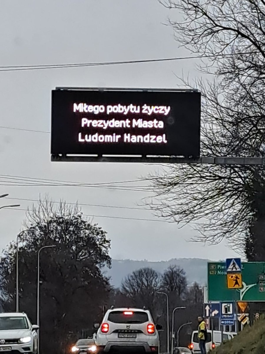 Tymczasem w innej rzeczywistości <a href="/zboral/">Mike Raluca</a>