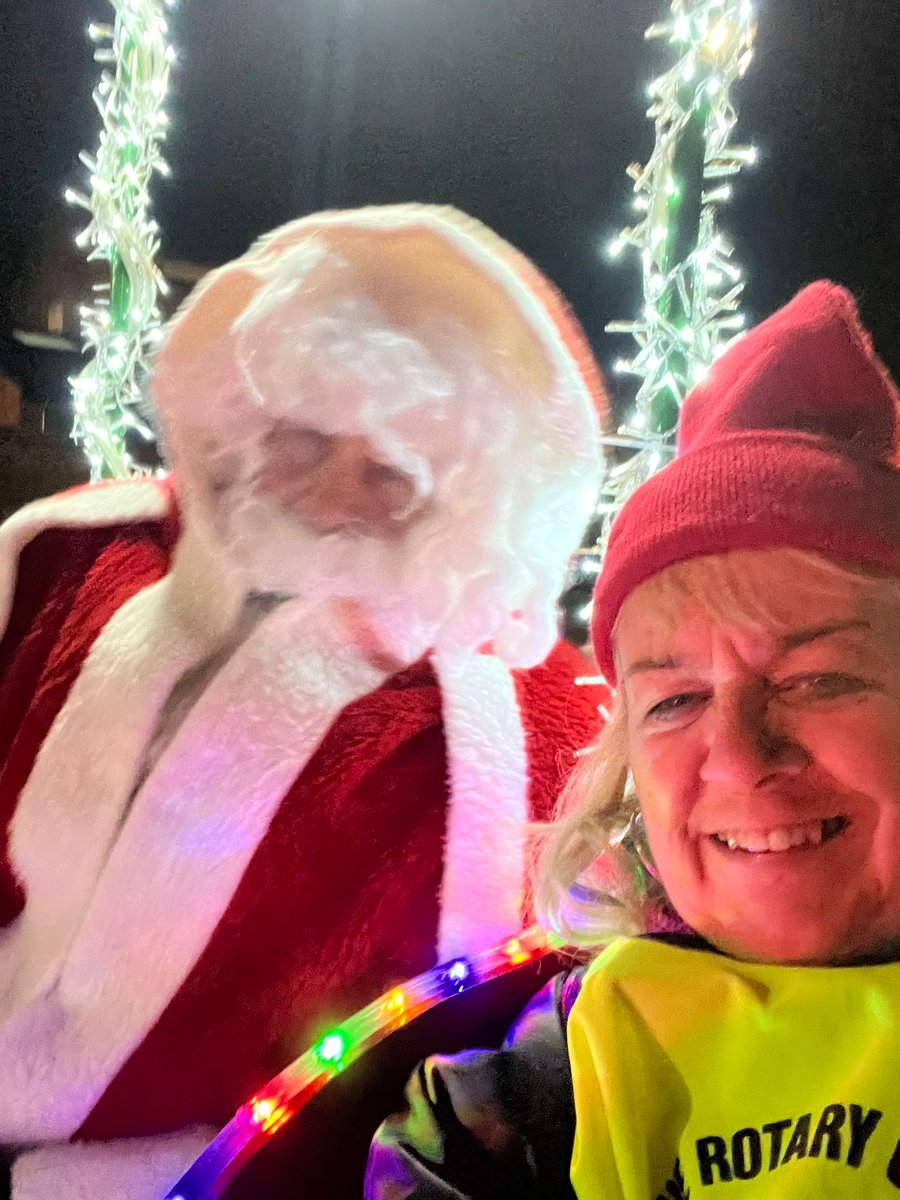 Check your inboxes for the final GoodGym newsletter before Santa arrives.

Reminder- please don't forget to sign up for your January Challenge Pledge, how many Good Deeds can you complete in January?

Merry Christmas everyone 

#goodgym #DoGoodGetFit #volunteer #volunteering