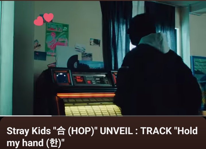 naarstay's tweet photo. dale que hoy sale el mv de han con el poster de @rolandobruno la ARGENTINIDAD AL PALISIMO @dfallaccess te estoy mirando traeme a los pibes que ya tenemos telonero 

NO VAMOS A RENDIRNOS 🇦🇷 
#StrayKidsEnArgentina https://t.co/P9Ye2x8qLD