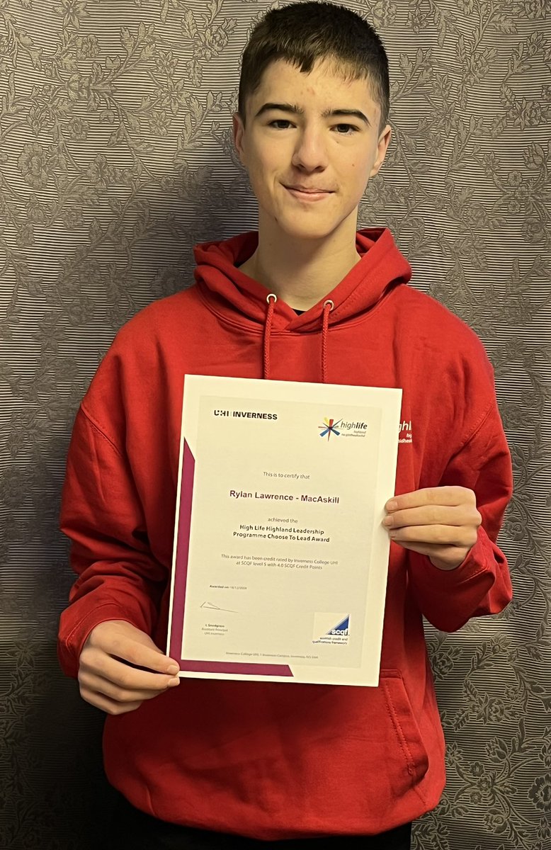 HLHLeadershp's tweet photo. 🎅🎅🎅Well done to our 3 #Youngleaders at @NairnAcad who were awarded the ❤️Hoodie today. This milestone requires successful completion of L5 #SCQQf #Choosetolead award. Great work. #itsallaboutthehoodie @sportscotland @HLHSport @Donnie_scqf @HLHsocial #Activeschools 🎅🎅🎅 https://t.co/qa6Yhj7Qtd