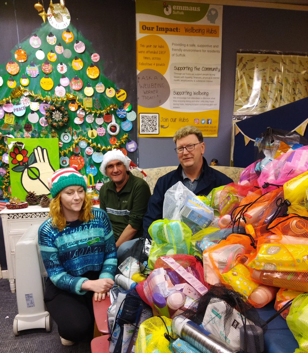 CRASH Charity (@crashcharity) on Twitter photo A special #THANKYOU to <a href="/TaylorWimpey/">Taylor Wimpey</a> for their incredible support of CRASH's washbag initiative. 24 business units put together 3,137 washbags! These were donated to local homelessness charities.
An amazing achievement by a wonderful group of people ⬇️
ow.ly/Aejv50UuRtU A special #THANKYOU to <a href="/TaylorWimpey/">Taylor Wimpey</a> for their incredible support of CRASH's washbag initiative. 24 business units put together 3,137 washbags! These were donated to local homelessness charities.
An amazing achievement by a wonderful group of people ⬇️
ow.ly/Aejv50UuRtU