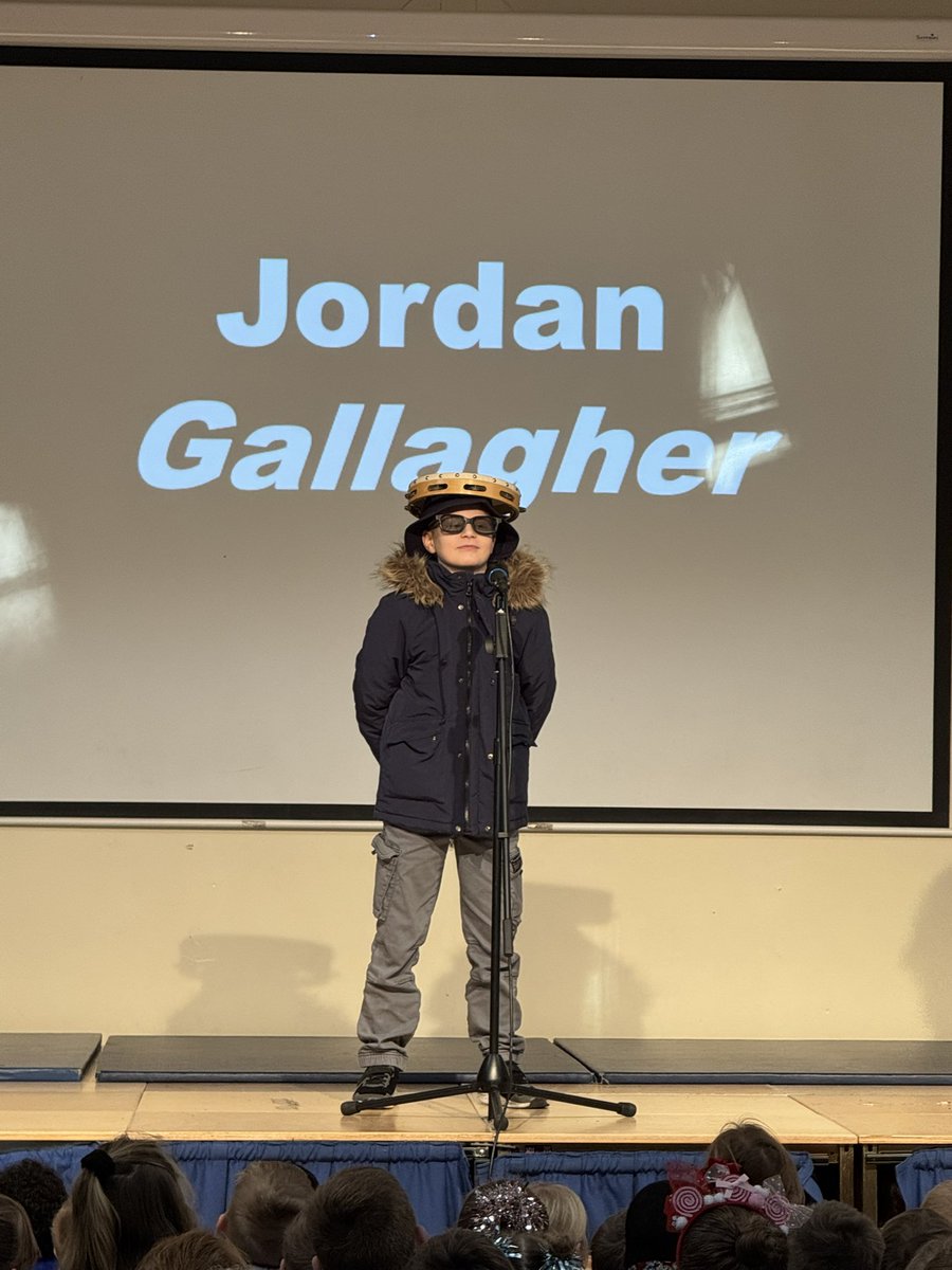 Miss Taylor tweet media