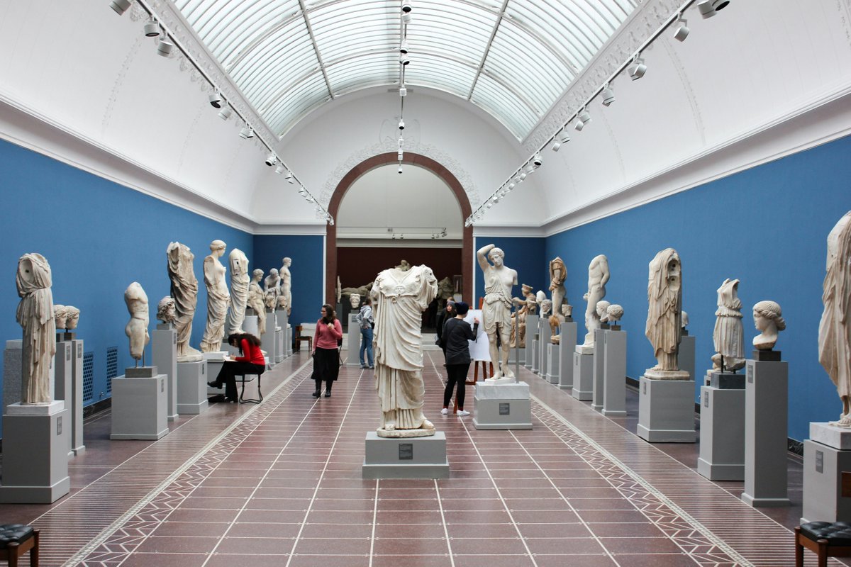 Museum translation = breaking language barriers &amp; making exhibitions accessible worldwide! 🌍 From labels to audio guides, it’s all about cultural relevance &amp; inclusivity. 🏛️ #MuseumTranslation #MultilingualExhibits #GlobalAccess #CulturalInclusion