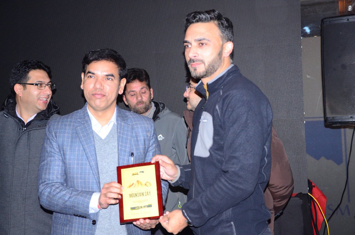 pathfinders_jk's tweet photo. “Honored by J&amp;K Tourism for pushing boundaries in adventure tourism. This award isn’t just mine—it belongs to the untamed peaks, hidden lakes, and unexplored passes that inspire every step of the journey.” https://t.co/4xlyyK3O8A