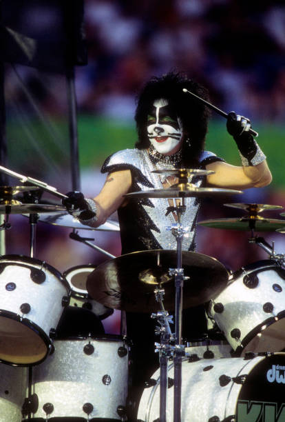 20th_Centurygal's tweet image. Happy Birthday to the legendary Catman, Peter Criss...His drumming and voice have left an incredible mark on rock music...Here&apos;s to many more years...Happy Birthday Peter, keep rockin&apos;...🥁⭐🎉
#PeterCriss #KISS #Catman