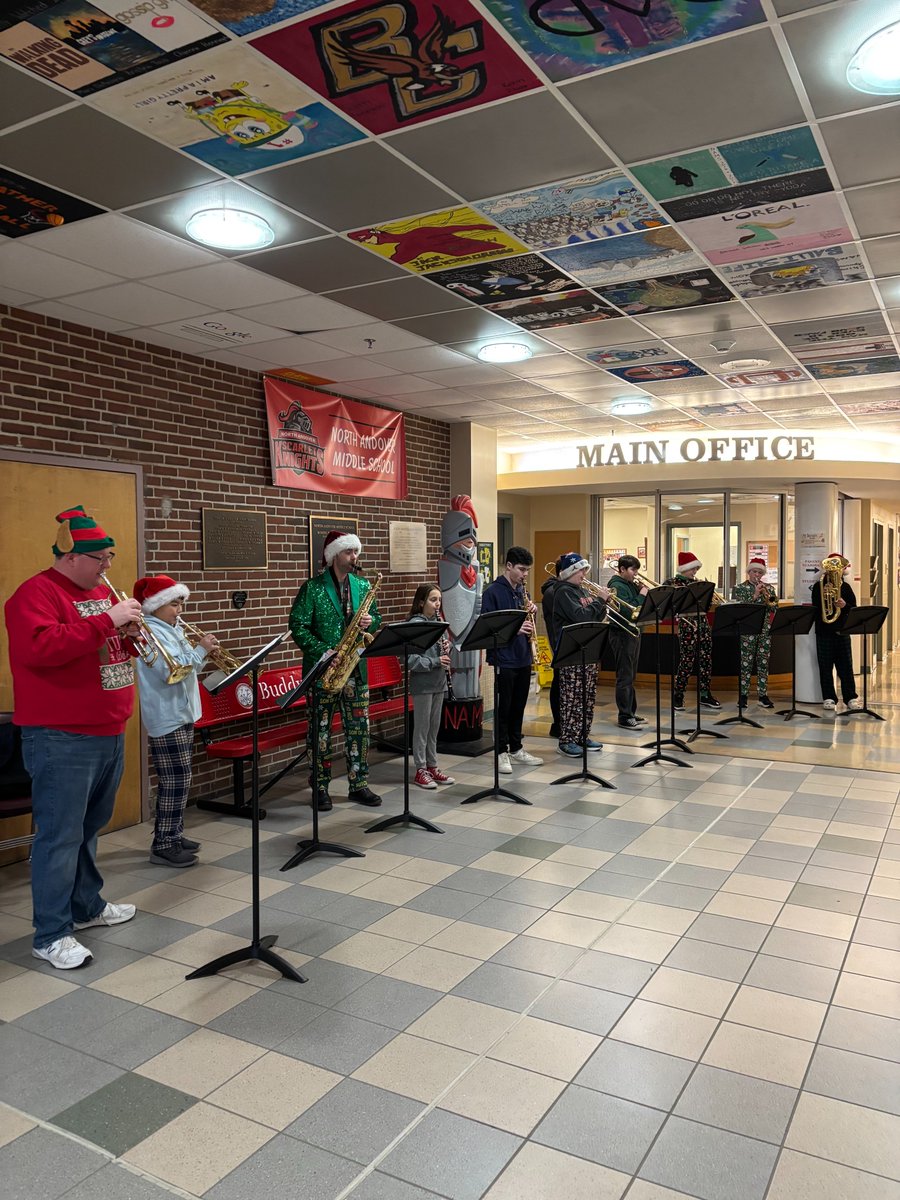 NAMiddle's tweet image. Thank you to Mr. Nelson, Mr. Ignos, and our NAMS students for the impromptu holiday concert this morning!