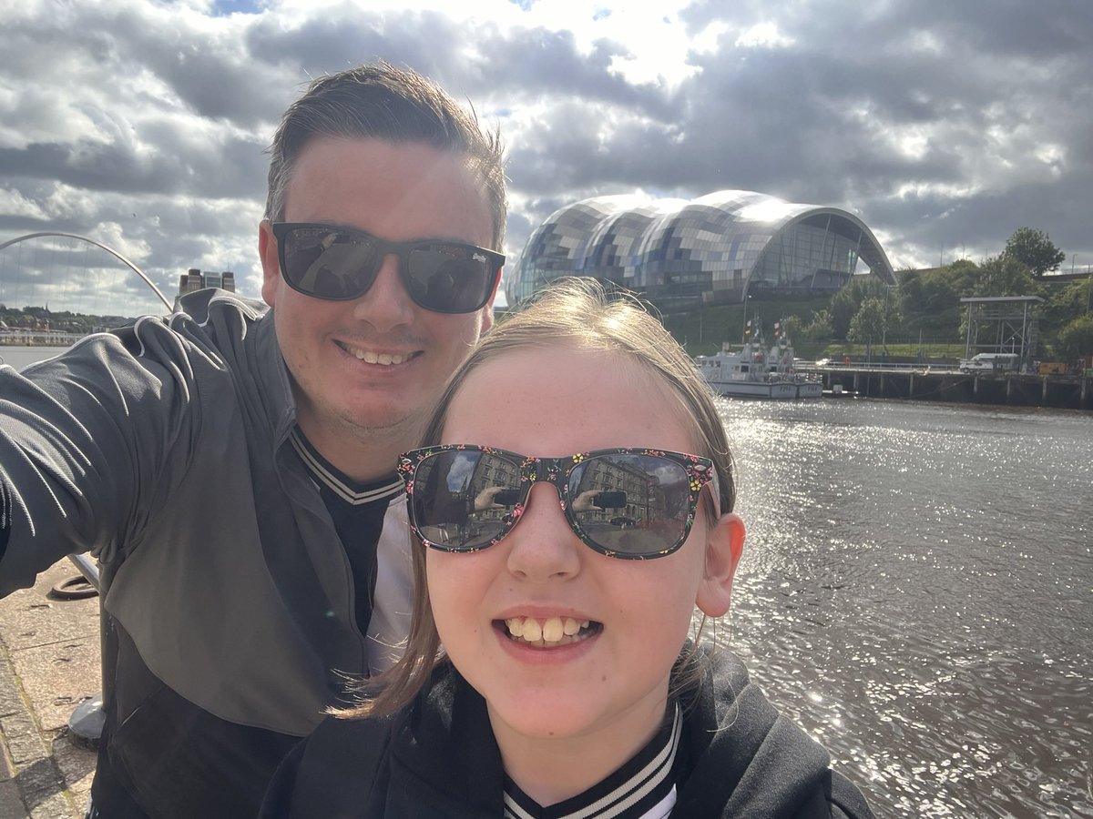 Dale Jones tweet media