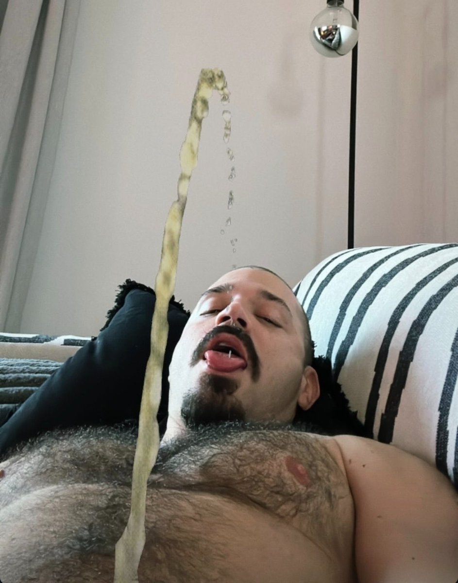 PisspigParis's tweet photo. S’arroser de pisse à la première occasion https://t.co/DTdlVfPDWT