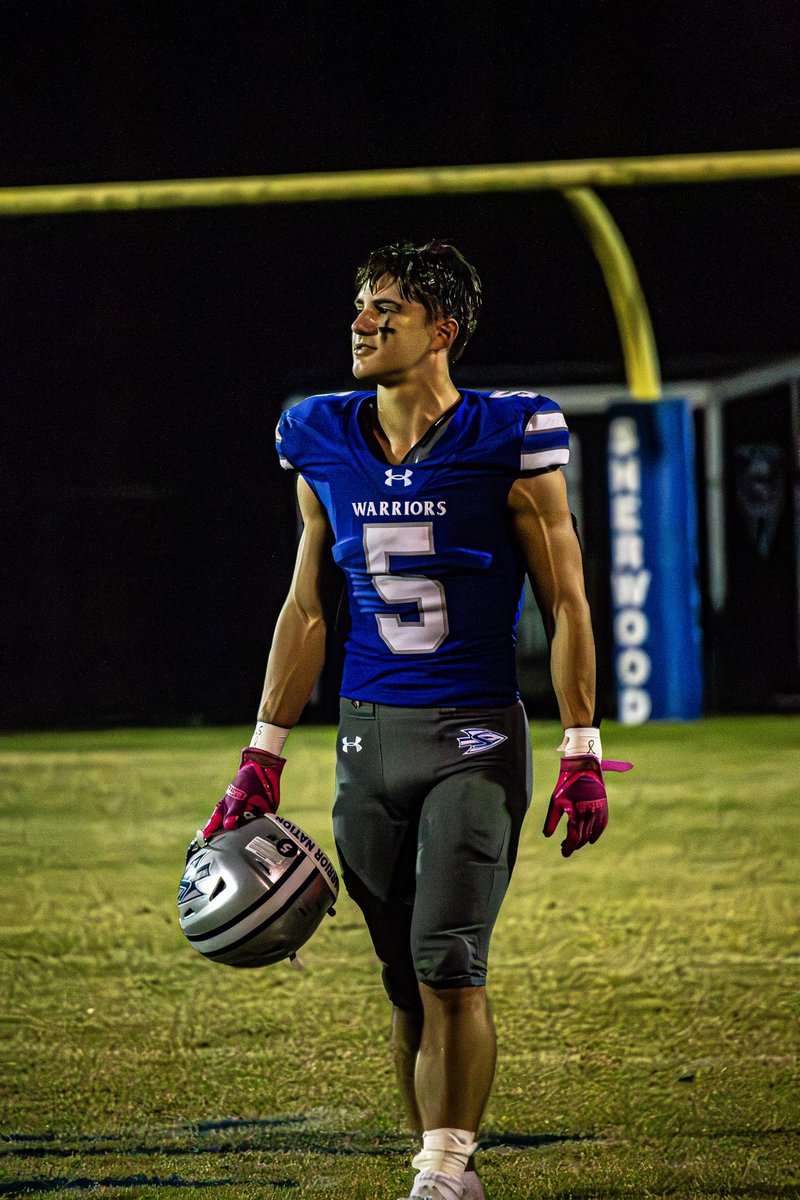 Full Season Tape: 5’11 181 lbs SS/OLB
4.51 WGPA | 1 D1 Offer 
hudl.com/v/2RJjHE

<a href="/PatCilento/">Pat Cilento</a> <a href="/SHSWarrior_FB/">Sherwood Football</a>