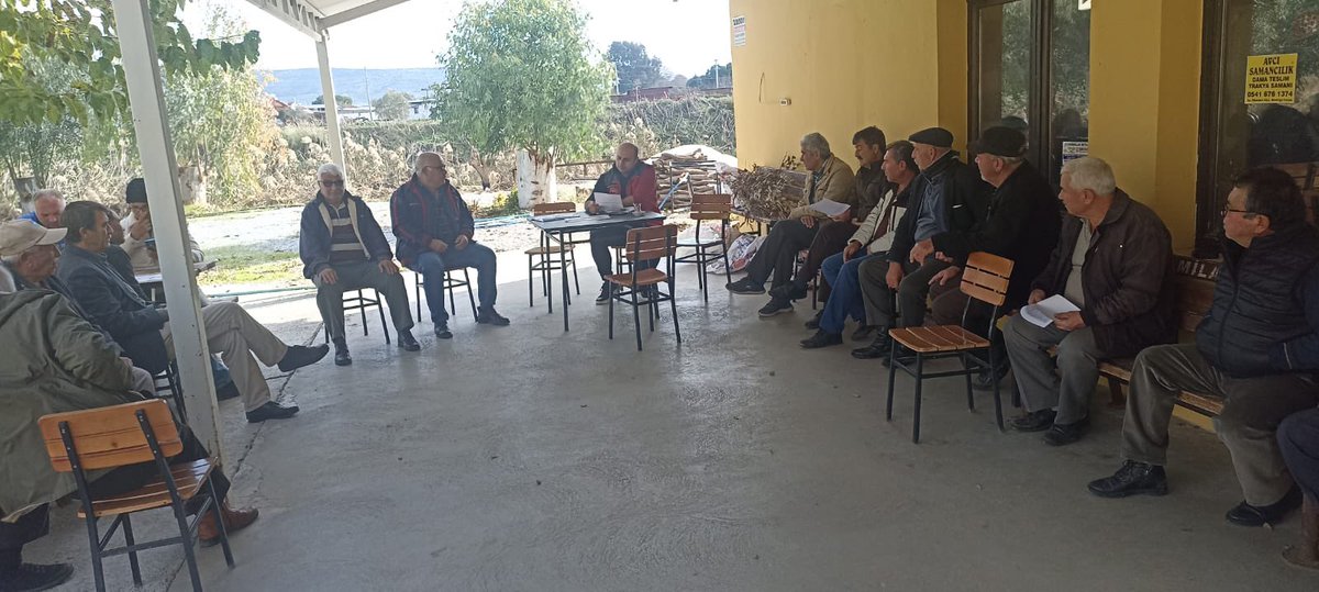 milastarim's tweet photo. Bugün Yaşyer Ekindere ve Çökertme Mahallelerin deyiz..

Bakanlığımızca 81 İl 922 İlçede eş zamanlı gerçekleştirilen “Cuma buluşmaları” kapsamında, üreticilerimizi mahallelerinde ziyaret ederek yeni tarım ve hayvancılık destekleme modelleri ile ilgili bilgilendirme yaptık.. https://t.co/9NoI9xXvTh