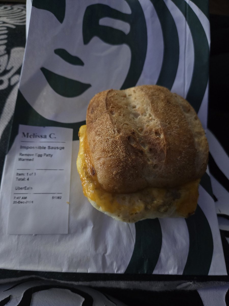 bdbymelissa's tweet photo. @UberEats how come if I order a sandwich without egg not eligible for a refund of the sandwich I receive is only egg? This is the 2nd time I've received a denial on my refund request when I've gotten my sandwich made incorrectly? https://t.co/c1wzLNsrwF