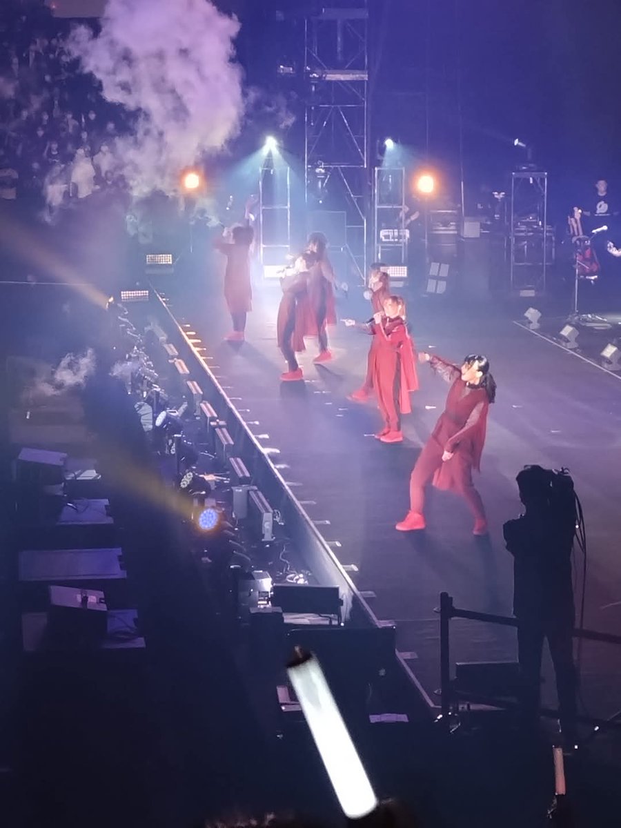 1gITUECKAYI1HwI's tweet photo. 2年前の今日は仕事帰りに代々木
次のライブはいつですか？

#BiSHFES
#清掃員
#BiSH https://t.co/c4S0LB4IsQ