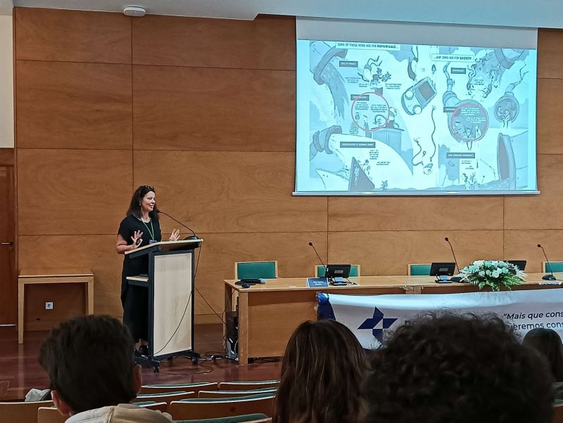 ✨ Highlights from #NextGenHealth! 🚀

Carina Dantas, CEO of SHINE 2Europe, presented <a href="/AI4HF/">AI4HF Consortium</a> at ICBAS, Porto, on Oct 18.

Let’s unite tech &amp; humanity for better health! 🌍💙

#AI4HF #HealthInnovation #EthicalAI