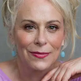 merlinpapin3's tweet image. .@FredOL69007 On souhaite un Bon Anniversaire à #JaneKaczmarek qui a 69 ans on peut la voir dans

The Changelin
6 Balloons
This is US
Chips
Killing Eleonor